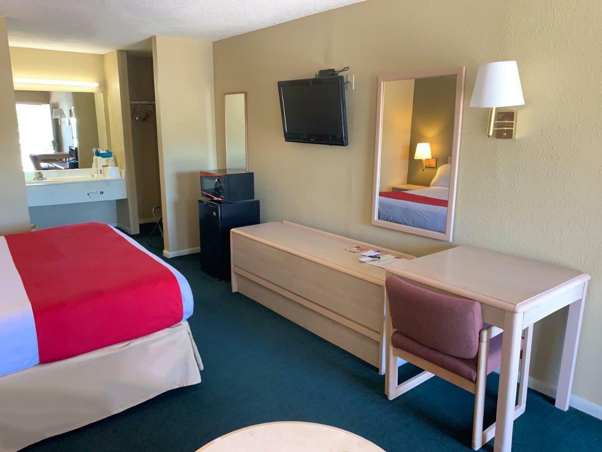 Americas Best Value Inn  Meridian Exterior foto